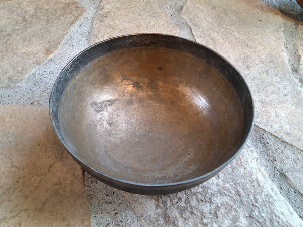 Bowl 826: 6.75" Antique Himalayan Singing Bowl 188 HZ F#3+28