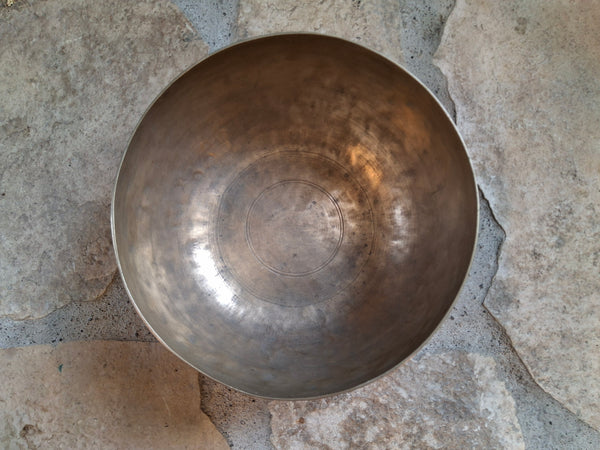 Bowl 852: 7" Antique Himalayan Singing Bowl 167 HZ E3+23