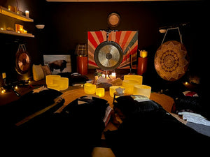 Karen Lisa - The Stillness Sound Bath Studio